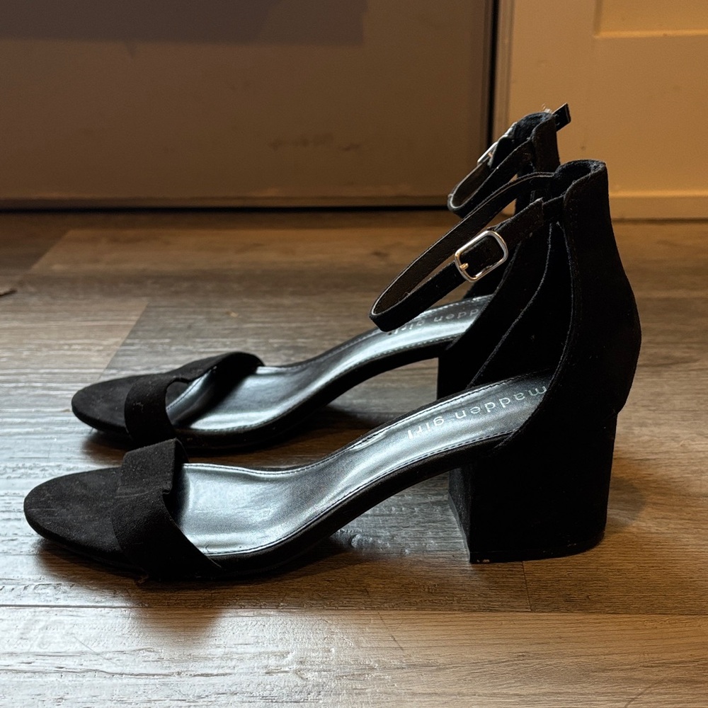 Madden Girl Black Block Heel Sandals - Picture 3 of 5